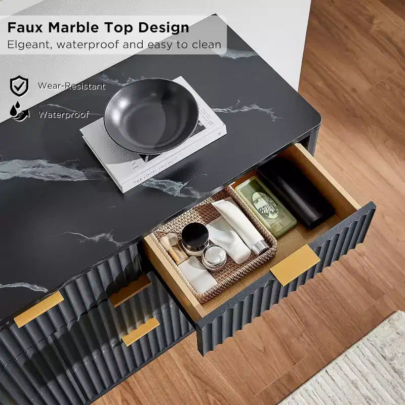 Commode cannelée à 7 tiroirs, commode moderne de 54 pouces avec plateau en faux marbre et design incurvé, organiseur de rangement en bois pour chambre à coucher, salon