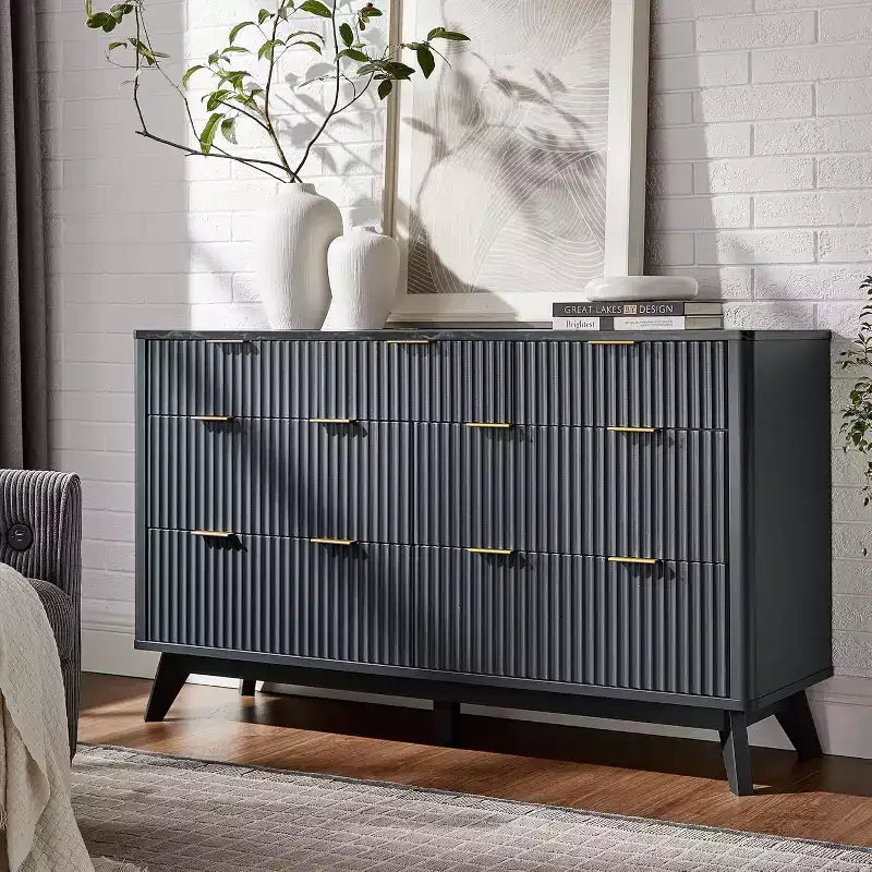 Commode cannelée à 7 tiroirs, commode moderne de 54 pouces avec plateau en faux marbre et design incurvé, organiseur de rangement en bois pour chambre à coucher, salon