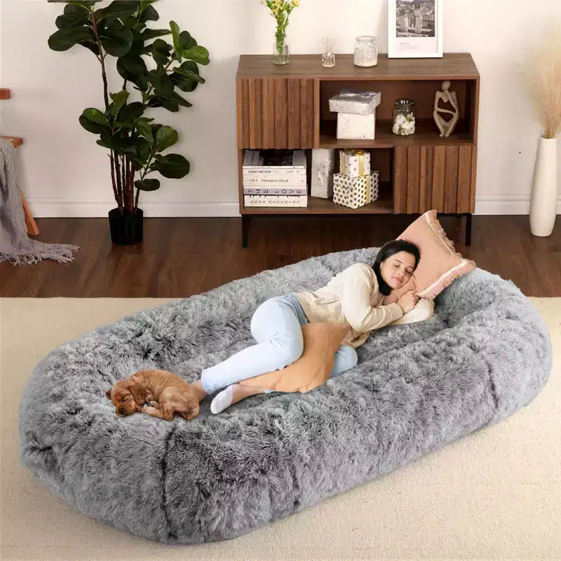 Lit Géant pour Humain, 180 cm, en Fausse Fourrure, Couchage Doux et Lavable avec Poignée et Housse Amovible, Lit Orthopédique pour Chien Humain