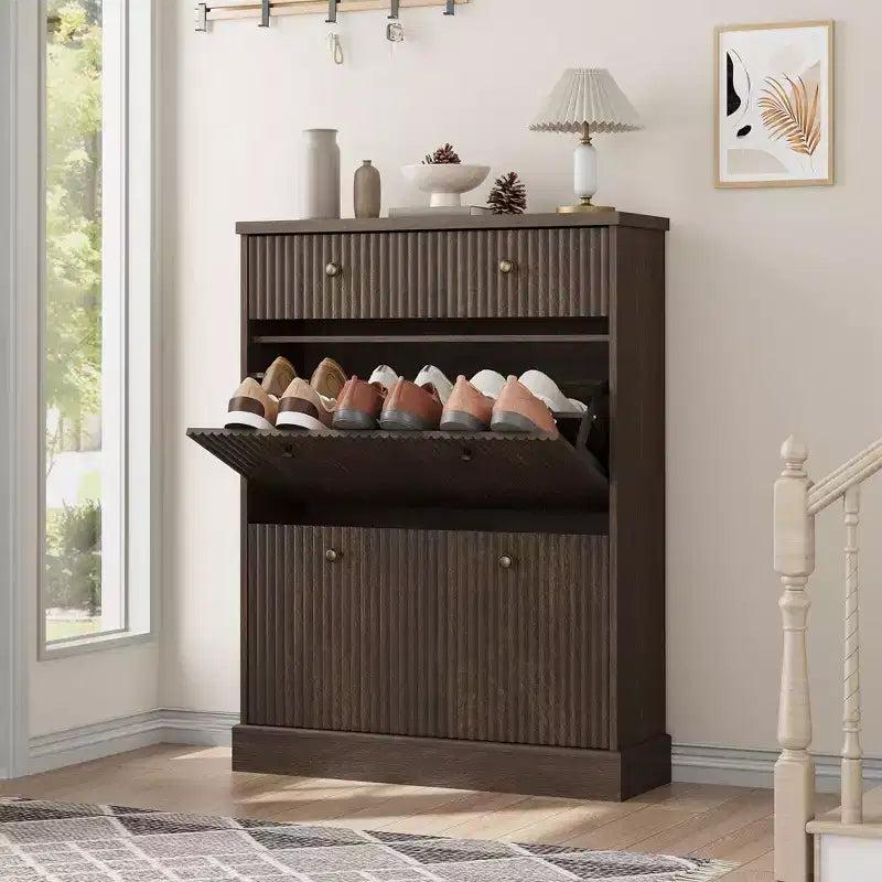 Meuble à chaussures avec 2 tiroirs basculants et 1 tiroir supérieur, organisateur de rangement étroit moderne avec étagères réglables et amovibles